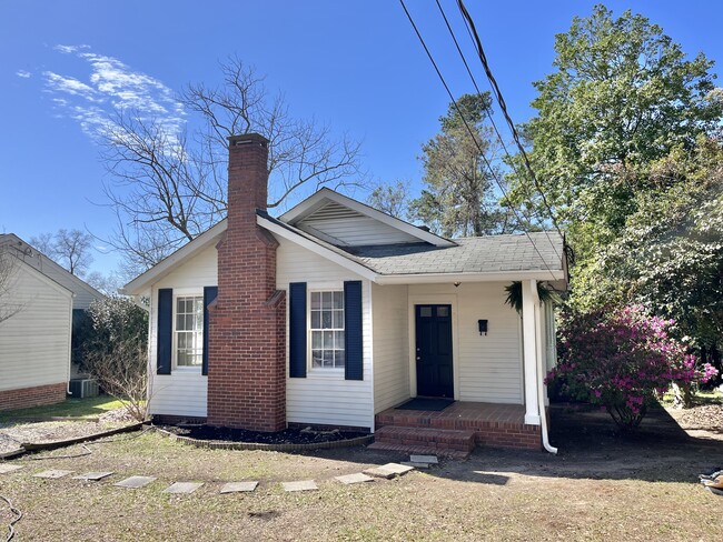 property at 808 Lake Ave