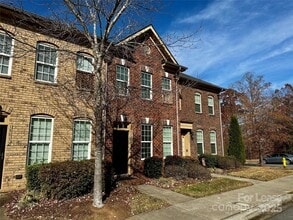 15808 Sharon Dale Dr in Davidson, NC - Building Photo - Building Photo