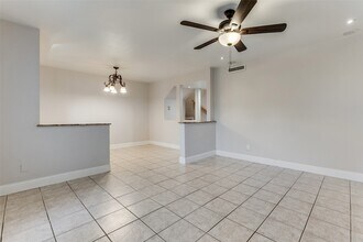 351 Valley Park Dr in Garland, TX - Building Photo - Building Photo