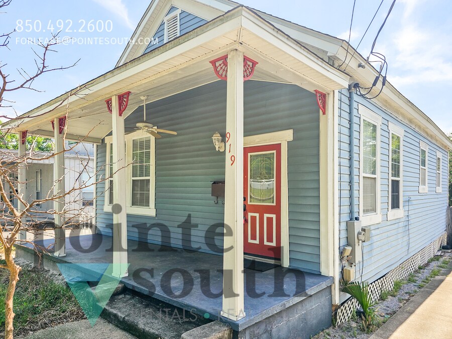 919 E La Rua St in Pensacola, FL - Building Photo