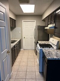 10739 Highland Woods Dr photo'