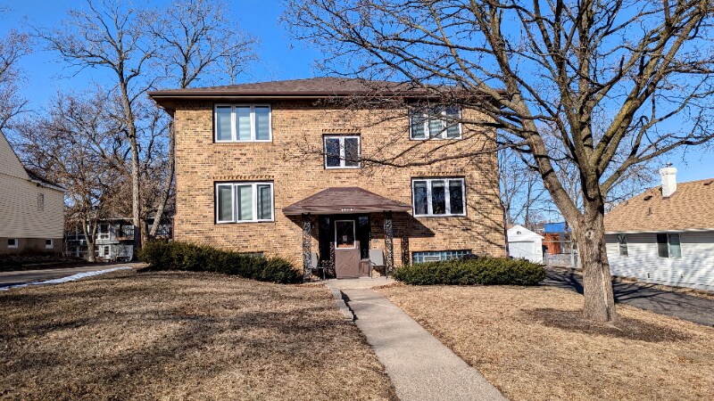 1338 Jersey Ave S in Minneapolis, MN - Foto de edificio