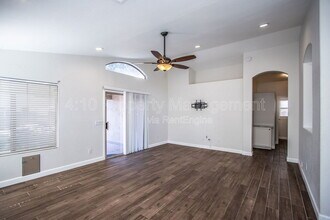 407 W Colt Rd in Tempe, AZ - Building Photo - Building Photo