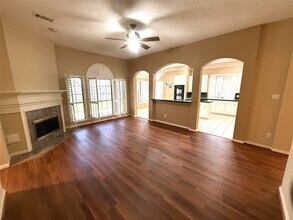 12810 Apple Forest Trail in Houston, TX - Building Photo - Building Photo