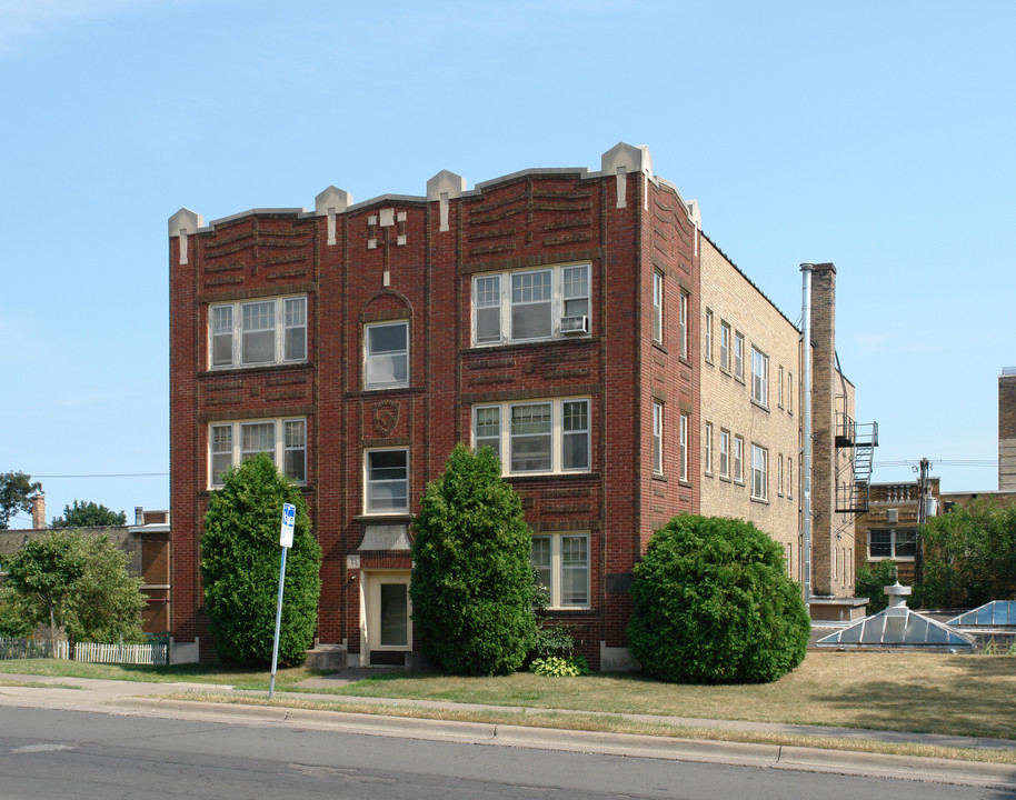 Stratford in Duluth, MN - Foto de edificio