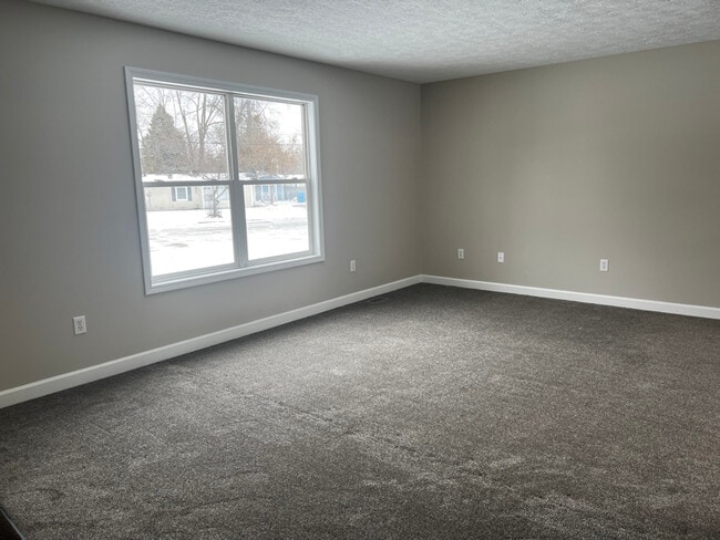 5010 Delray Dr in Lansing, MI - Building Photo - Building Photo