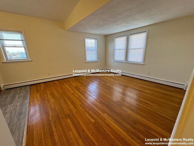 168 North Beacon St, Unit 3A