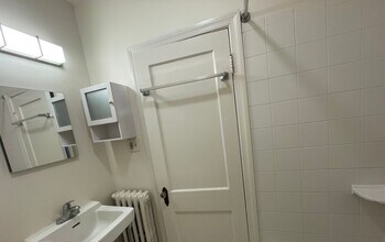 4025 Davis Pl NW in Washington, DC - Building Photo - Building Photo