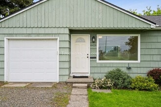 4419 NE 116th Ave in Portland, OR - Building Photo - Building Photo