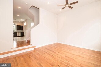 1012 Mt Vernon St in Philadelphia, PA - Building Photo - Building Photo