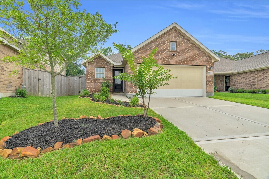 6308 Astoria Pk Ln in Houston, TX - Building Photo