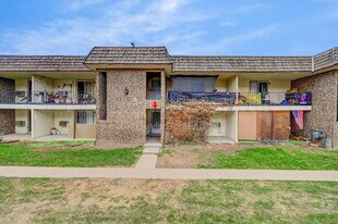 4565 S Lowell Blvd in Denver, CO - Building Photo