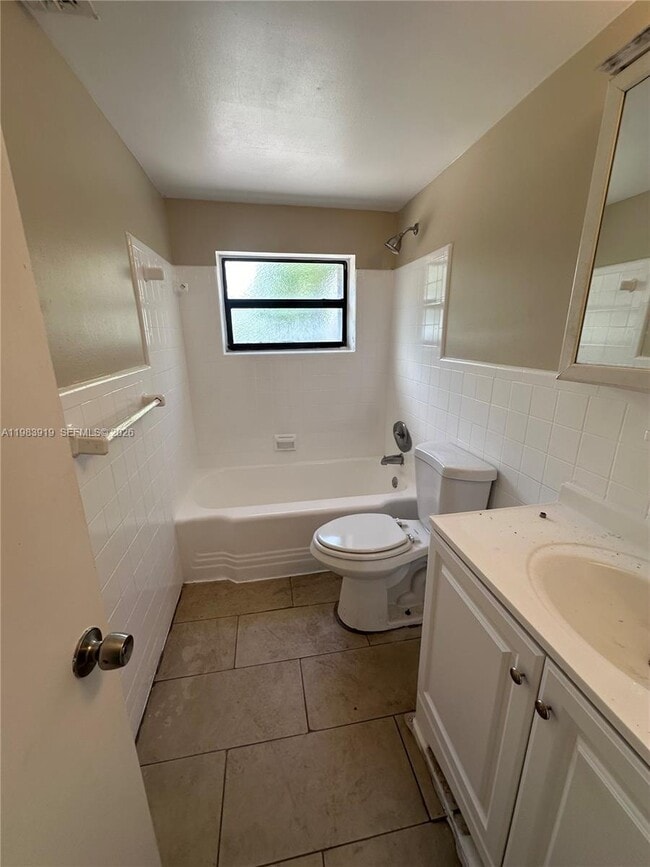 property at 320 NW 33rd Ave