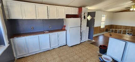 27511 US-31 in Jemison, AL - Building Photo - Building Photo