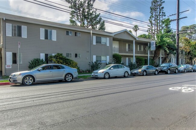 12424 Texas Ave in Los Angeles, CA - Building Photo - Building Photo