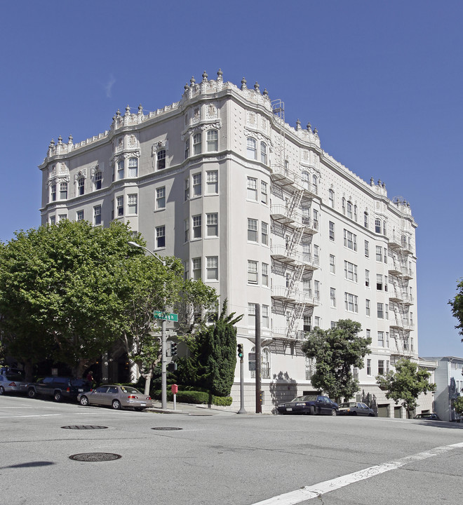 1800 Broadway in San Francisco, CA - Building Photo