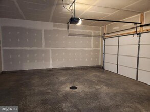 327 Baker Dr in Luray, VA - Building Photo - Building Photo