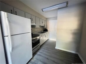 4953 Fieldcrest Dr in Fayetteville, NC - Building Photo - Building Photo