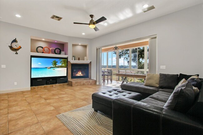 property at 1120 Linkside Ct