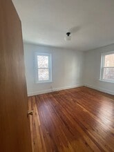 338 Rector St in Philadelphia, PA - Building Photo - Building Photo