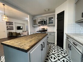 6526 Paris St in Houston, TX - Building Photo