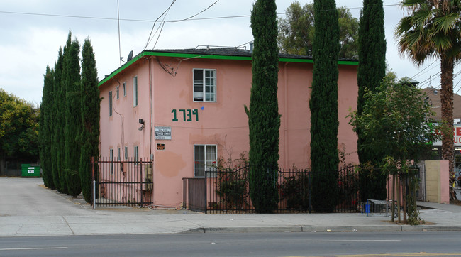 1739 McLaughlin Ave in San Jose, CA - Building Photo - Building Photo