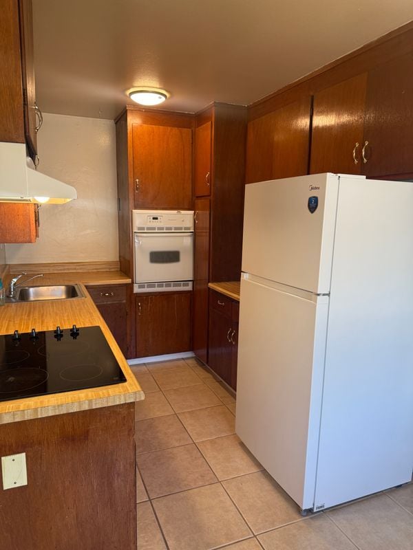 property at 1099 Roewill Dr