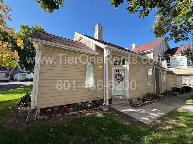 property at 5429 Breakwater Dr