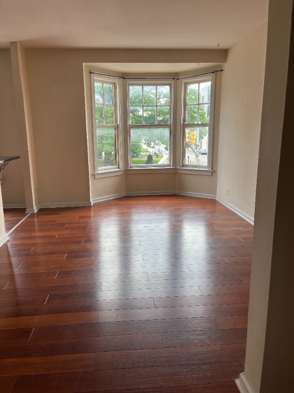 property at 402 N Delaware St