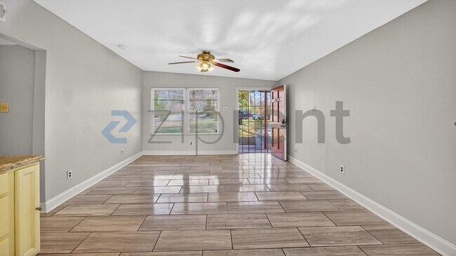 1657 Thornton Pl SW in Atlanta, GA - Building Photo - Building Photo