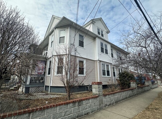 property at 143 Sumter St