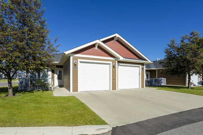 4 Sunrise Pl NE in High River, AB - Building Photo - Building Photo