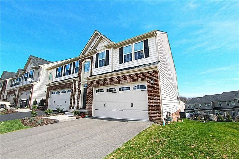 718 Rosecliff Rd in Wexford, PA - Building Photo