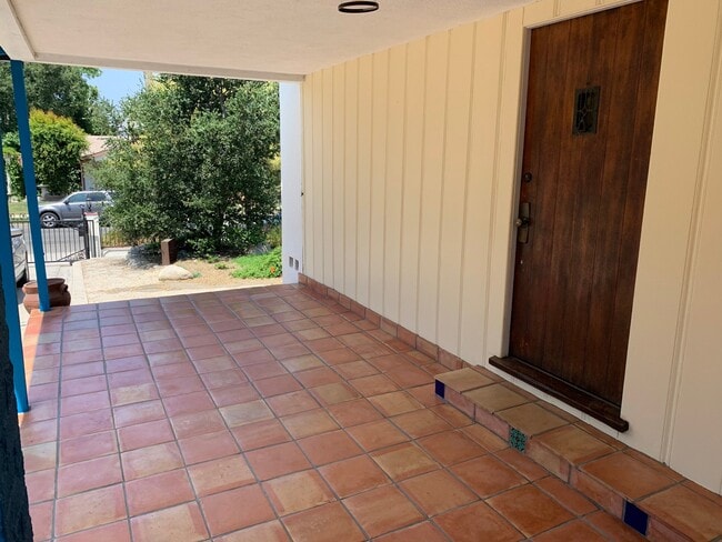 property at 5046 La Roda Ave