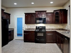 3927 S Napa Ln in Gilbert, AZ - Foto de edificio - Building Photo