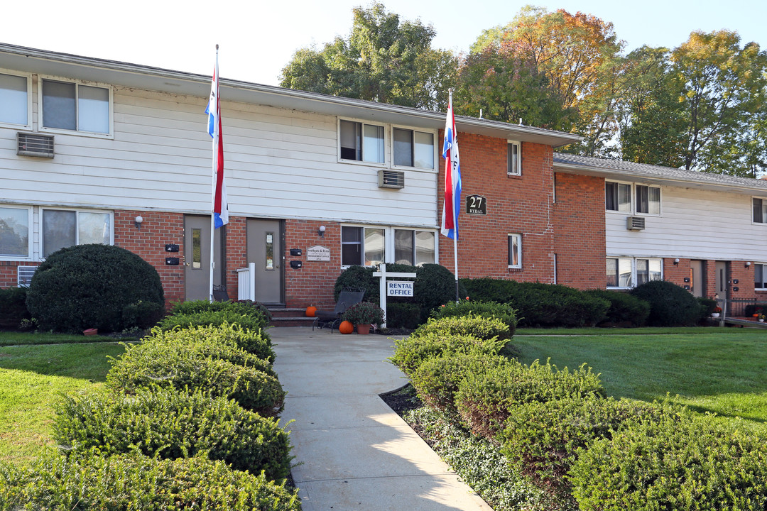 Rydal Apartments in Bordentown, NJ - Building Photo