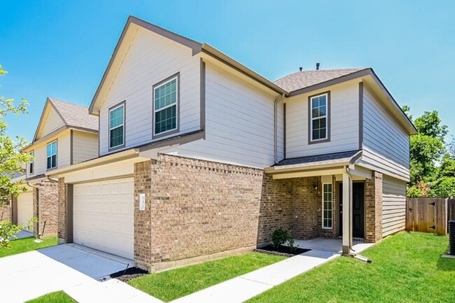 333 Shelby Meadow Dr in Willis, TX - Building Photo - Building Photo