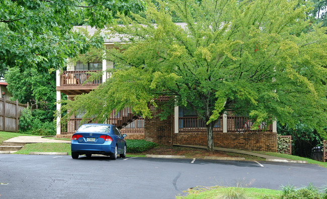 608 Wilson Ave in Tallahassee, FL - Foto de edificio - Building Photo