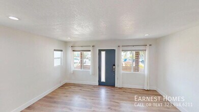 2918 S Norton Ave in Los Angeles, CA - Building Photo - Building Photo