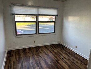 905 W Harris St in Eureka, CA - Building Photo - Building Photo