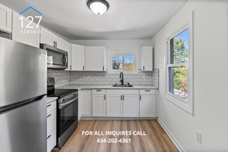 4 Adele St in Lynchburg, VA - Building Photo - Building Photo