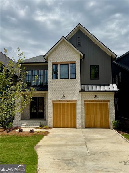 property at 2583 Apple Valley Rd