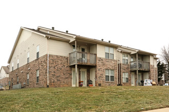 Derbytowne Apartments in Lexington, KY - Building Photo - Building Photo