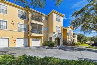 5125 Palm Springs Blvd in Tampa, FL - Foto de edificio - Building Photo