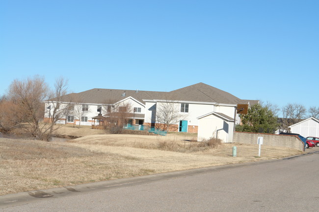 Lakefront in Derby, KS - Building Photo - Building Photo