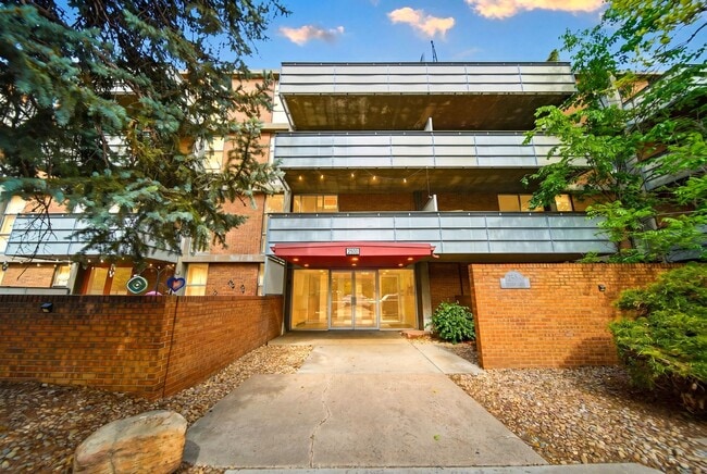 property at 2500 S York St