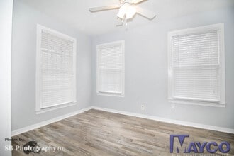 302 E Washington St in Shreveport, LA - Building Photo - Building Photo