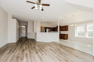 2504 Wakecrest Dr in Fort Worth, TX - Building Photo - Building Photo