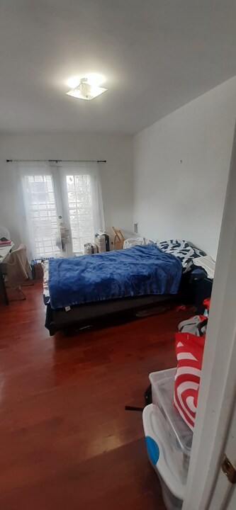 2113 Fitzwater St Photo