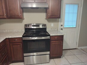 4033 Autrey Ave E in Jacksonville, FL - Building Photo - Building Photo